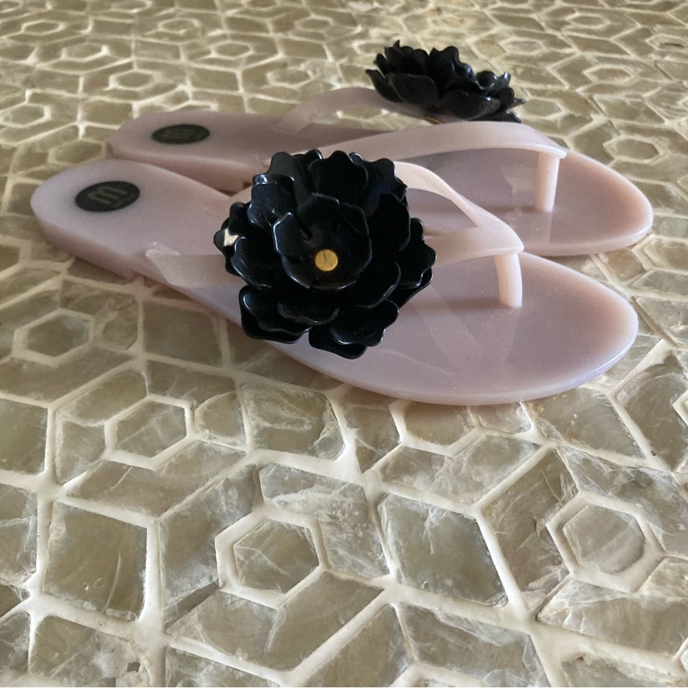 Melissa Shoes Harmonic White With Black Flower (5) View 3